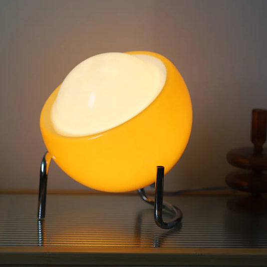 Klassische mittelalterliche Bauhaus-Tischlampe für den Innenbereich 